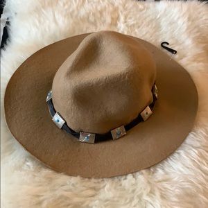 Brand new Steve Madden hat!